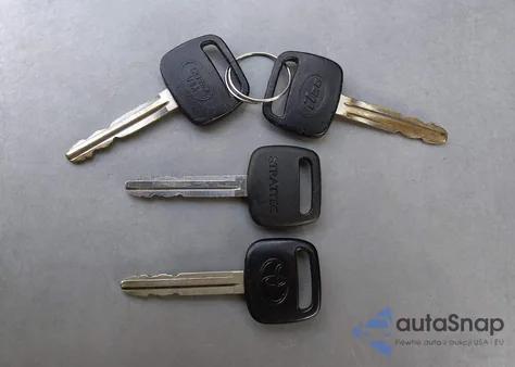 2000 Toyota Tacoma из США, поврежденный, VIN 4TAVL52N7YZ661398